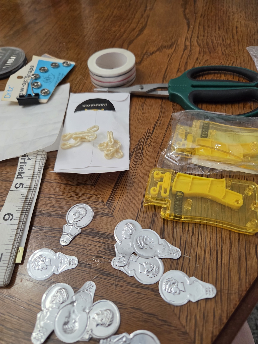 Sewing Tools Bundle - Picture 2 of 4